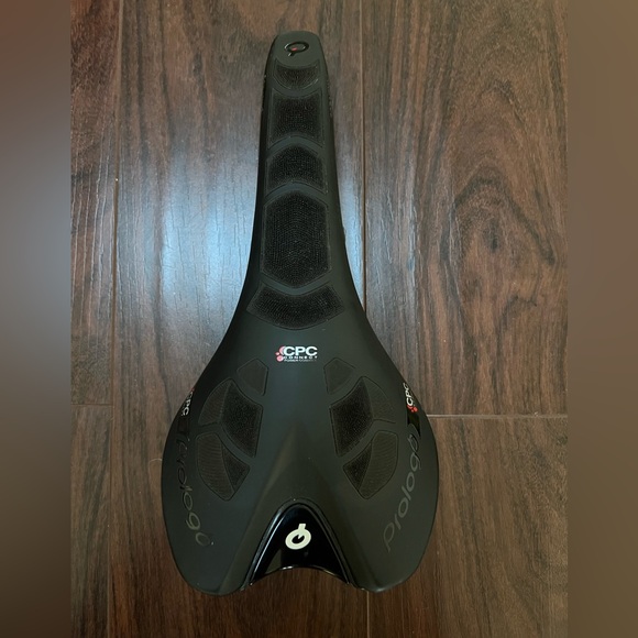 Prologo Carbon Saddle - Picture 1 of 4